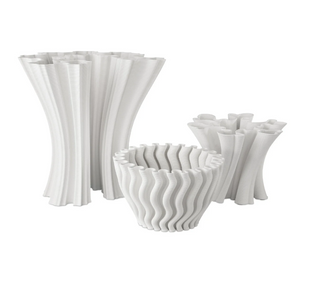 Godet Twist White Vase