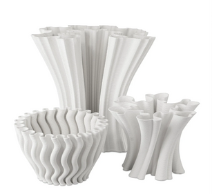 Godet Twist White Vase